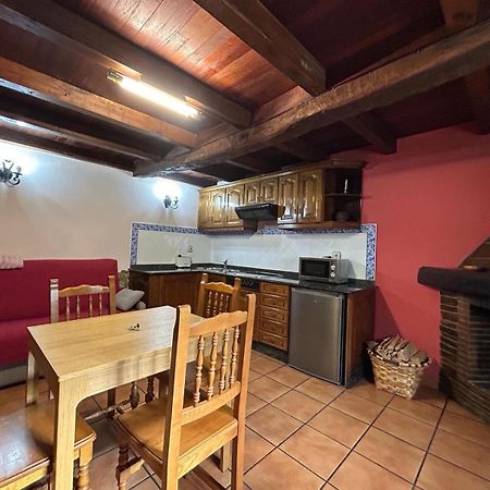 Casa Freixe Apartamentos Rurales 圣埃乌拉利亚德奥斯科斯 外观 照片