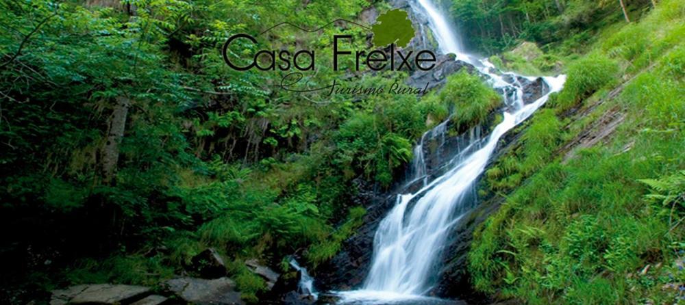 Casa Freixe Apartamentos Rurales 圣埃乌拉利亚德奥斯科斯 外观 照片